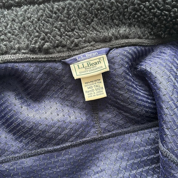 L.L. Bean Men’s Mountain Pile Fleece Vest Size M-Tall - Picture 8 of 12